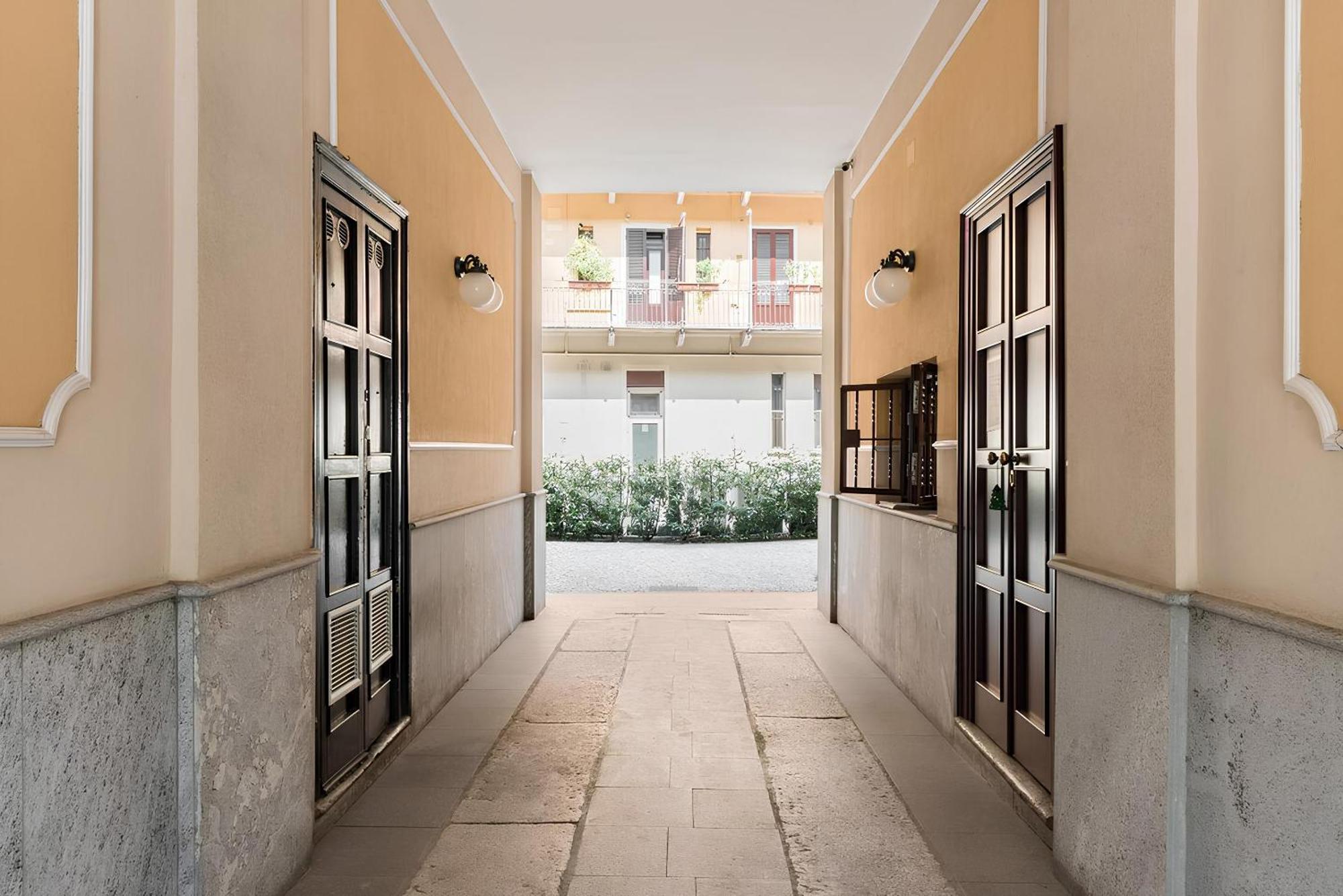 Charming Milanese Aparment Lejlighed Eksteriør billede